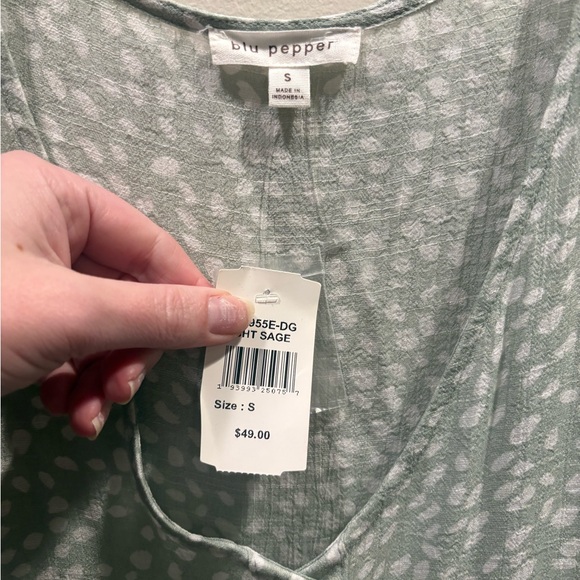 Blu Pepper green Dress - Picture 4 of 6